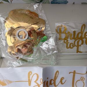 Gold Bridal Party Decorations Set